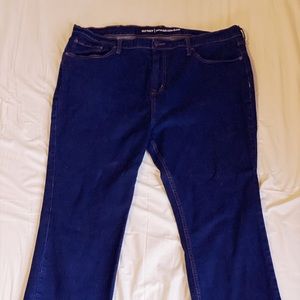 Boot cut jeans